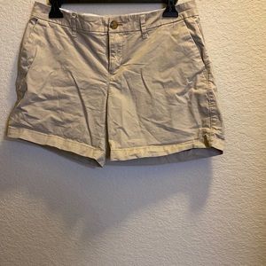 Old Navy size 4 khaki shorts